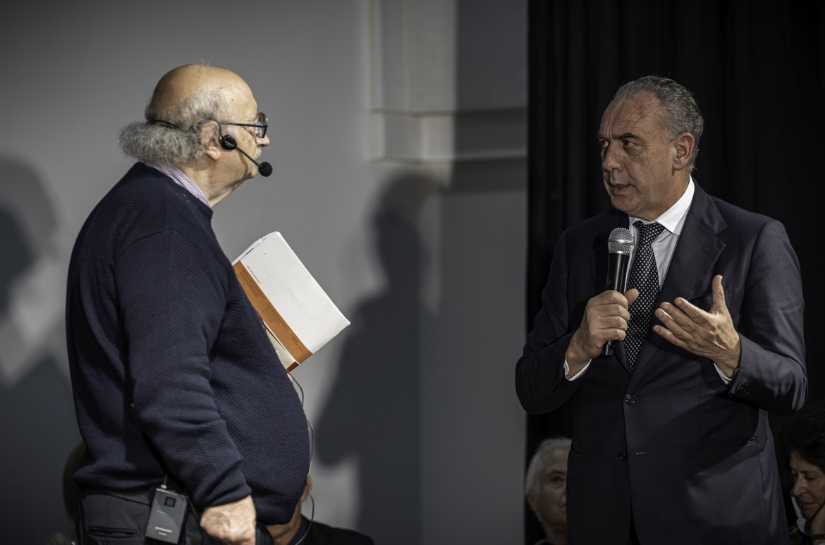 Ritira il Premio Protezione Civile Giovanni Legnini - Consegna il Premio Giovanna Rotondi Terminiello - Salvatore Giannella